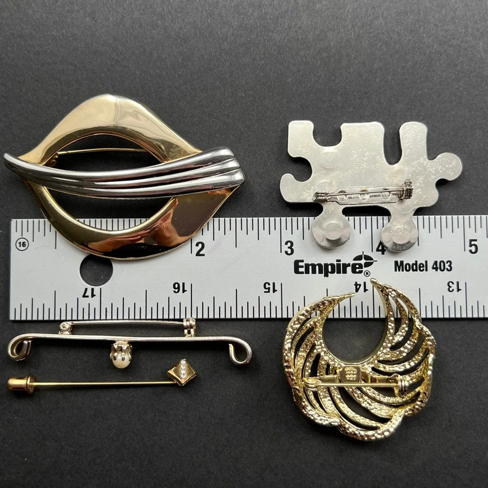Vintage Brooch Lot 10 Gold Silver Tone Rhinestone Incl Sarah Cov BSK Krementz
